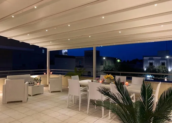 Roomy Apartment With Terrace & Parking