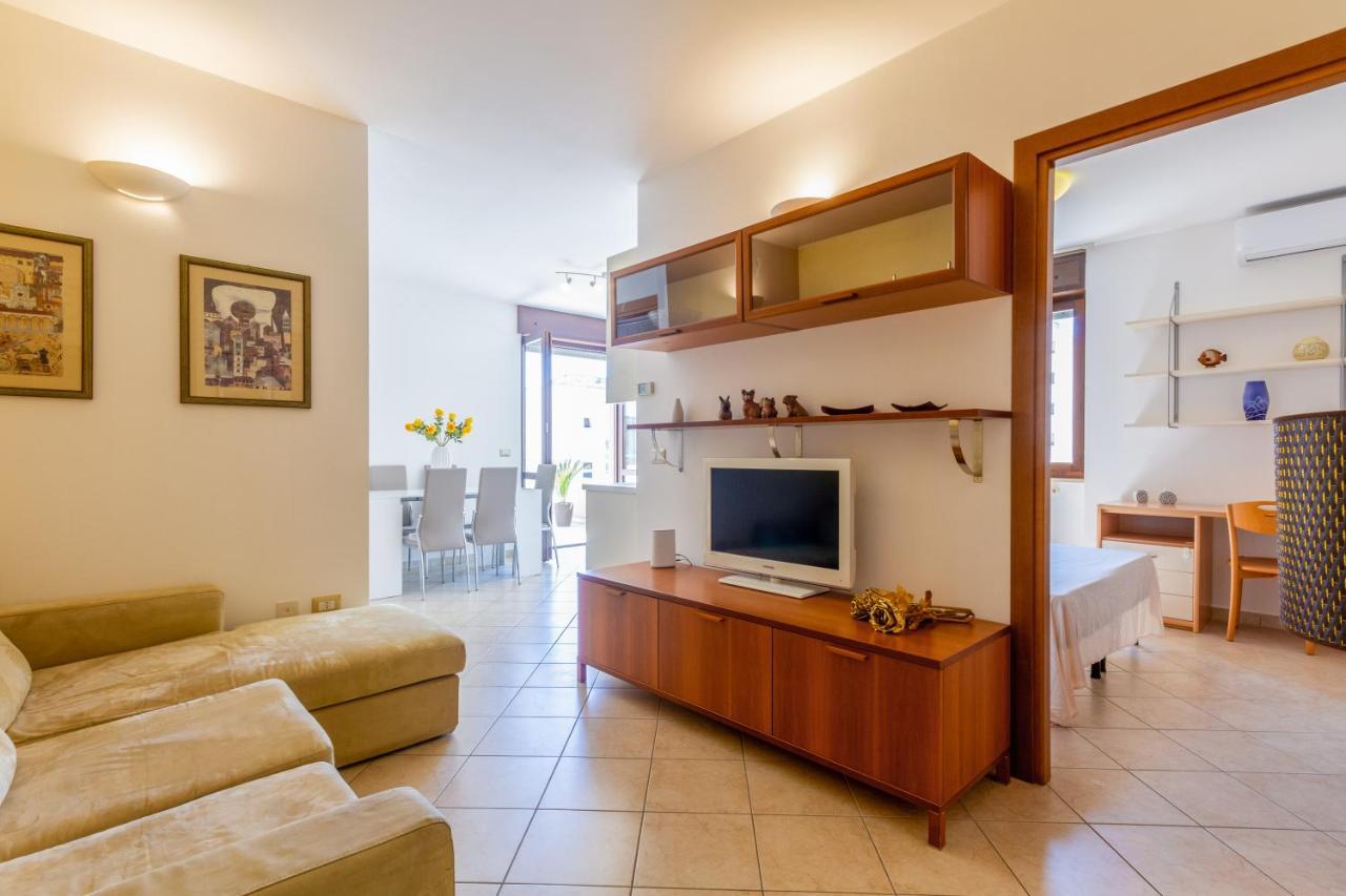 Roomy With Terrace & Parking Lecce