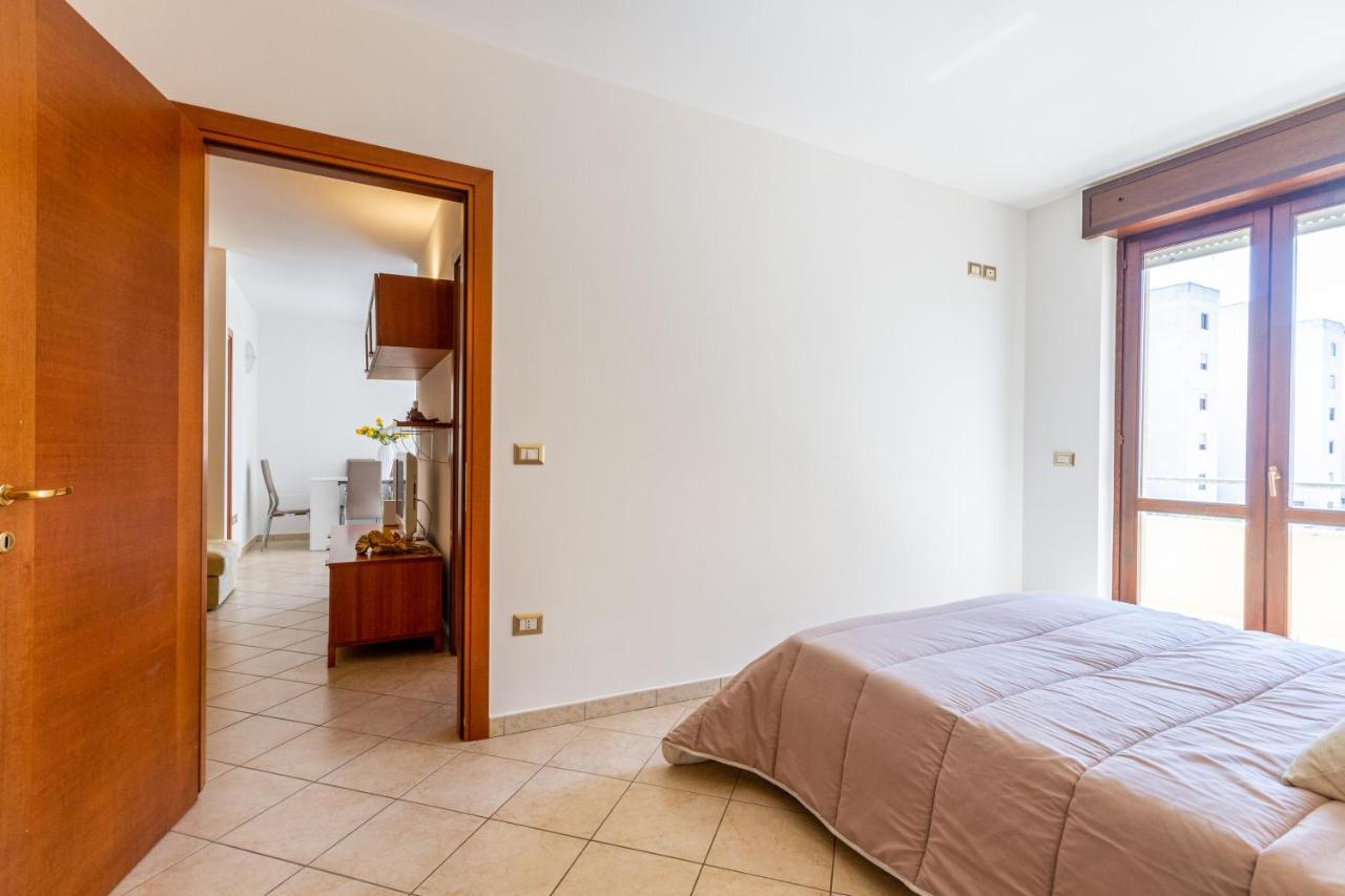 Roomy With Terrace & Parking Appartement *
